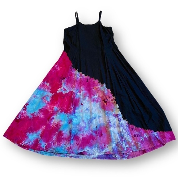 Dresses available for custom dyeing - Picture 2 of 16